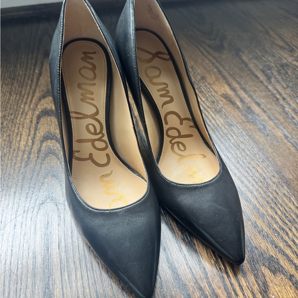 Sam Edelman Black Pointed Toe Heels